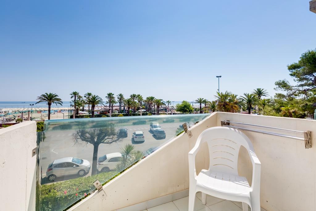 Hotel Europa Beach Village Giulianova Pokoj fotografie