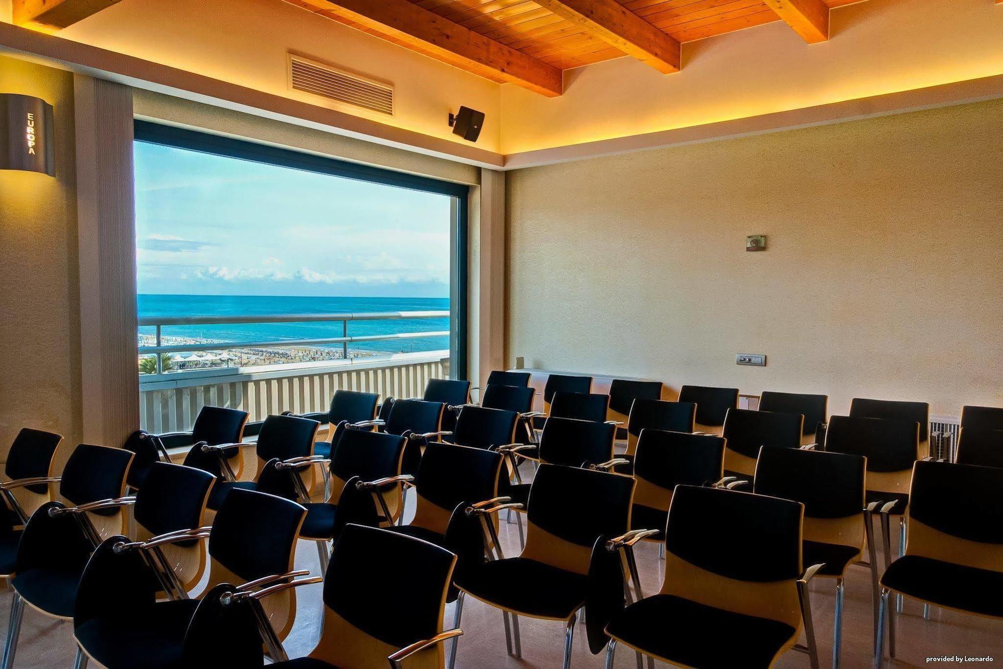 Hotel Europa Beach Village Giulianova Exteriér fotografie
